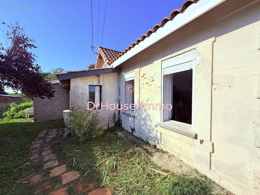 Maison à SAINT-ESTEPHE