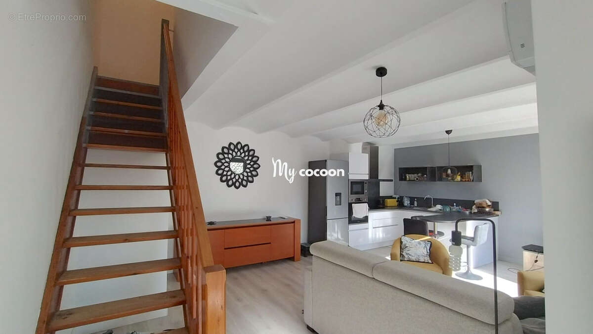 Maison à SAINT-QUENTIN-LA-POTERIE