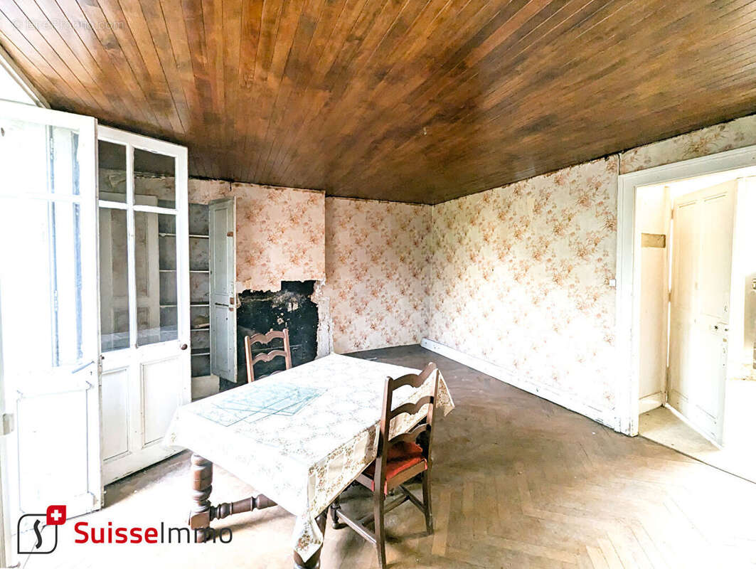 Maison à BAUME-LES-DAMES