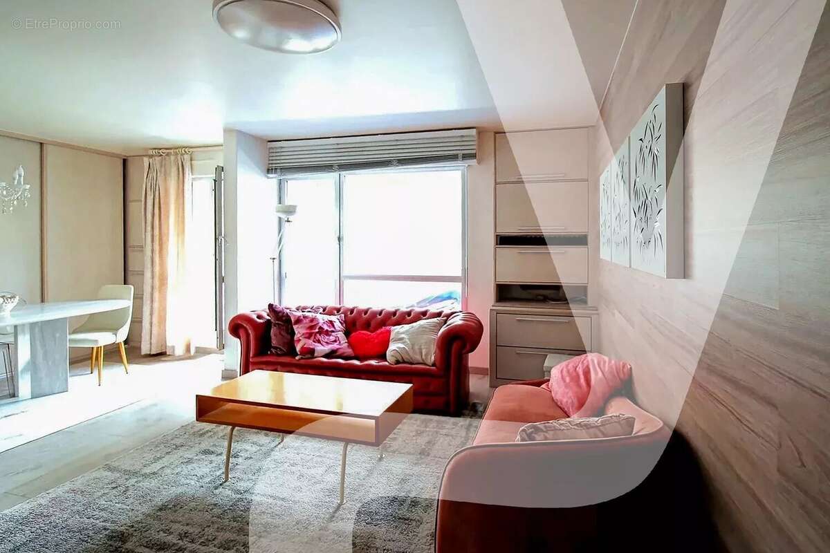 Appartement à PARIS-12E
