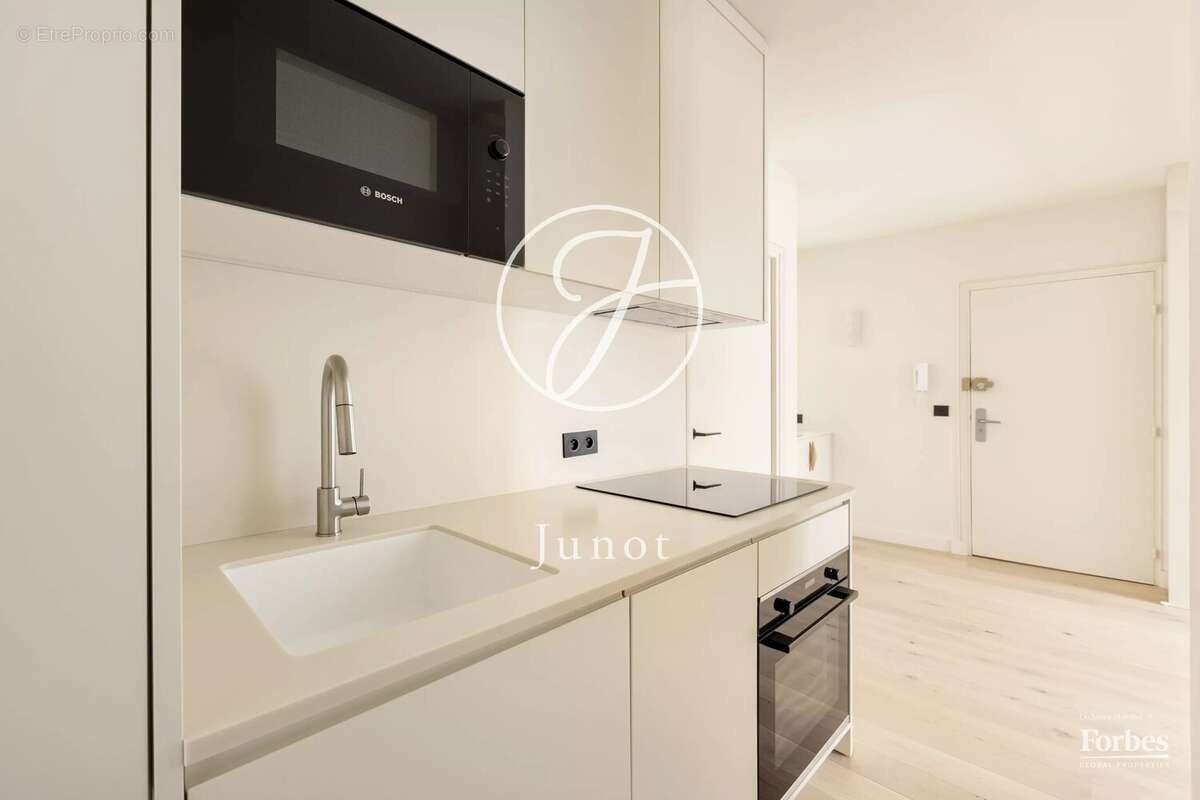 Appartement à PARIS-4E