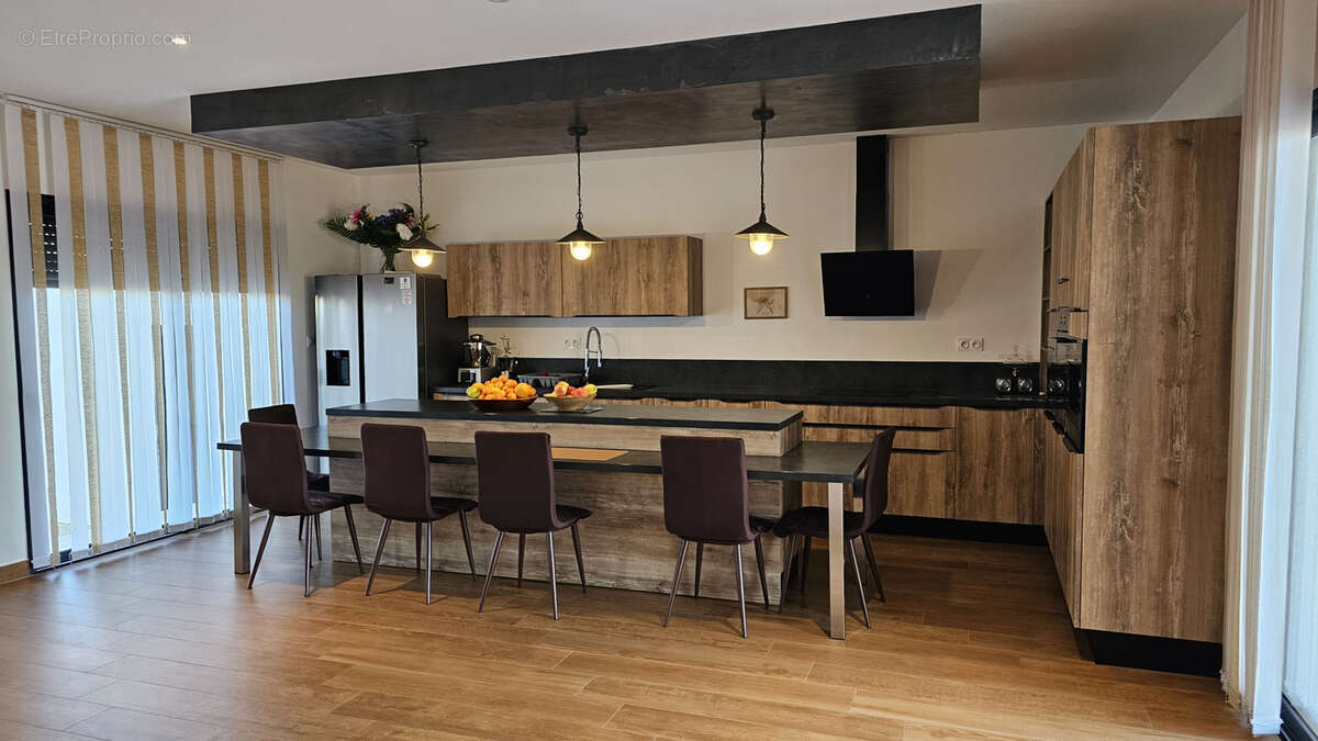 Maison à SAINT-GILLES