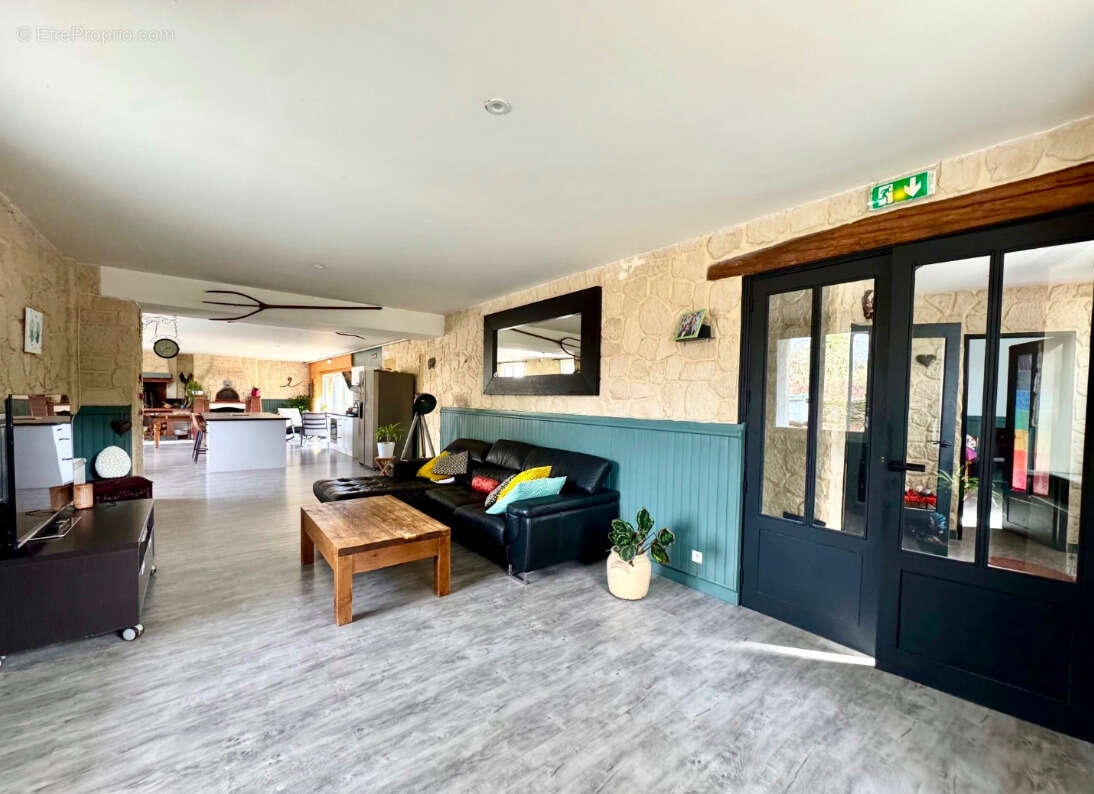 Maison à LA SALVETAT-SUR-AGOUT