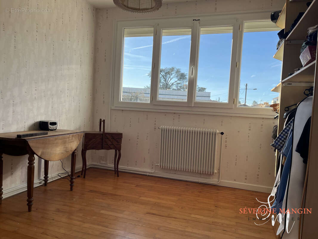 Maison à ROMANS-SUR-ISERE