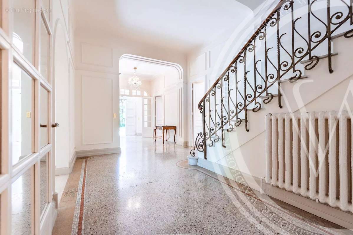 Maison à ROQUEBRUNE-CAP-MARTIN