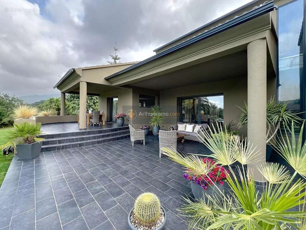 Maison à SAINT-FLORENT