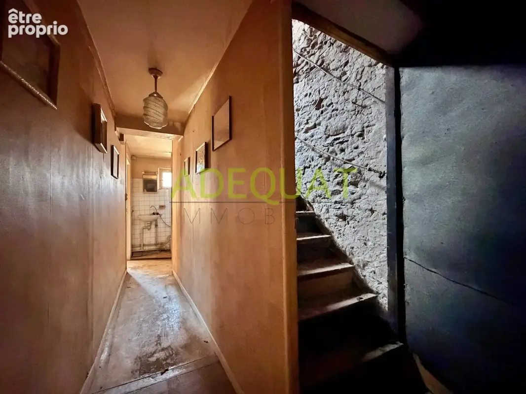 Ideal investisseurs et marchands de biens - immeuble avec combles amenageables et cave - photo 14