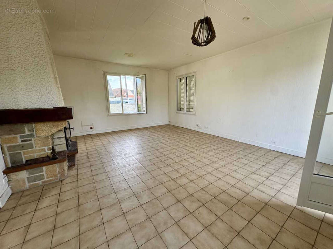 Maison à MOLINCHART