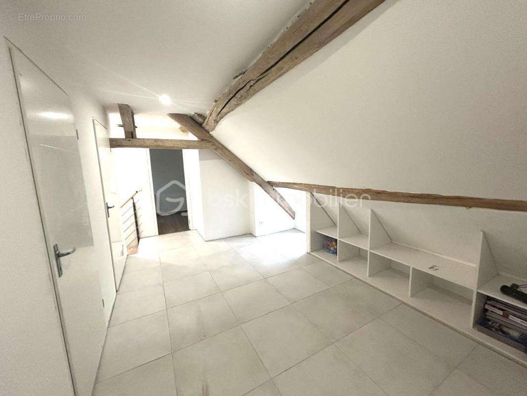 Maison à DONNEMARIE-DONTILLY