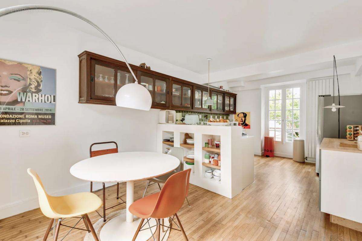 Maison à VILLENEUVE-LA-GARENNE