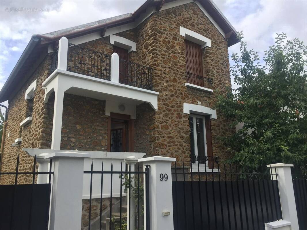 Maison à JOINVILLE-LE-PONT