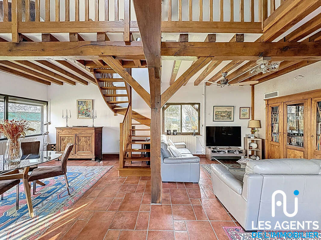 Maison à HUISSEAU-SUR-MAUVES