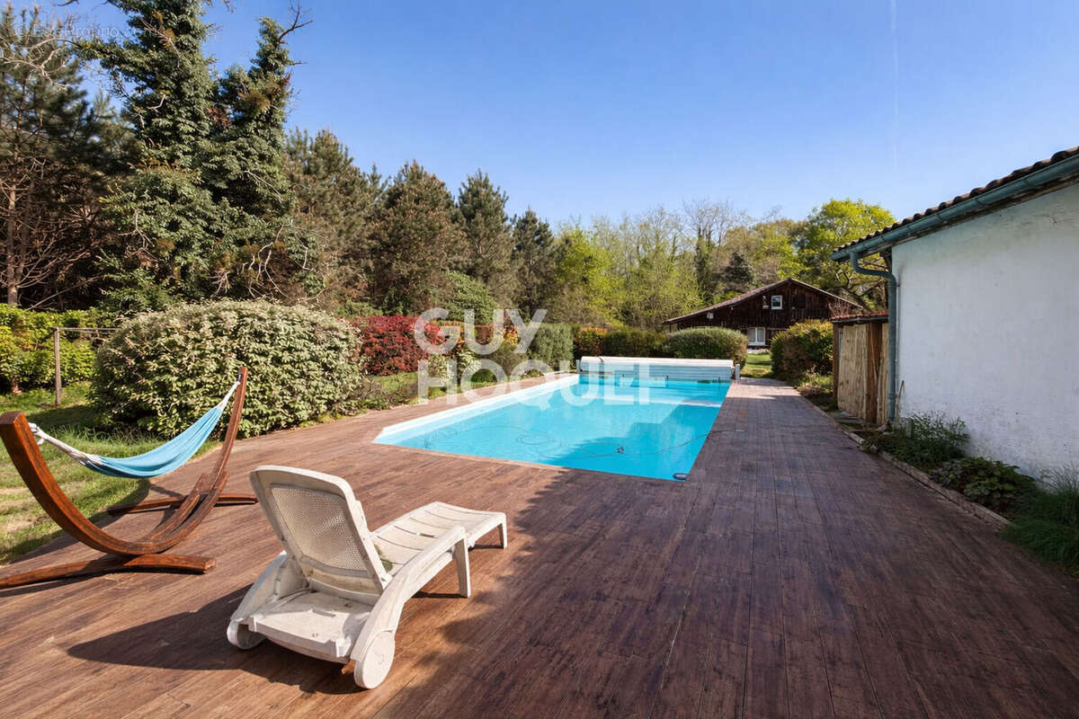 Maison à RION-DES-LANDES