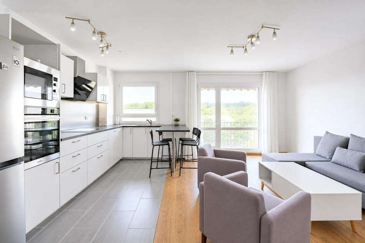 5 pièces 81 m² avec balcon à Rosny-sous-Bois - photo 2