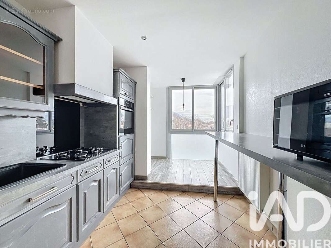 Photo 9 - Appartement à ECHIROLLES