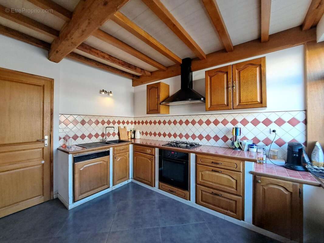 Maison 121 m² à Staple  - photo 2
