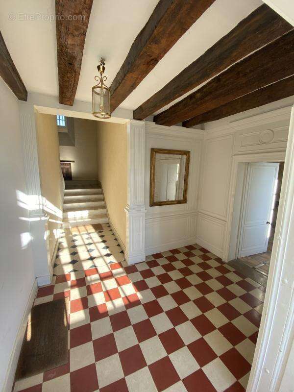 Appartement à AVRILLE