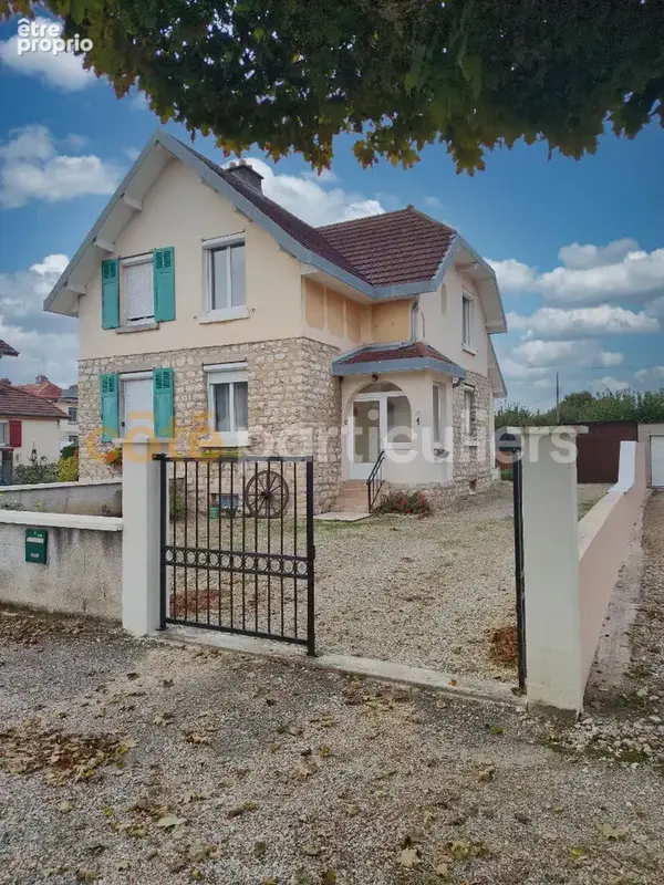Maison mitoyenne de 3 chambres avec sous-sol et garage à Tavaux - photo 4