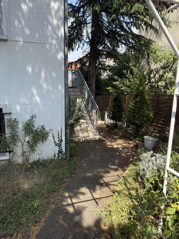Maison Noisy Le Sec 177 m2 - photo 4