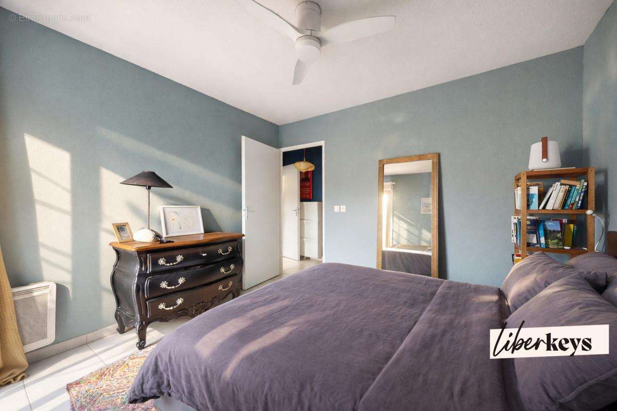 Appartement à MARSEILLE-3E