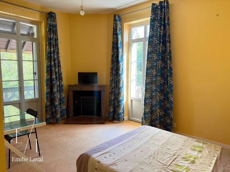 Maison atypique de 9 chambres et 6 salles de bain à Pineuilh 33 - photo 12