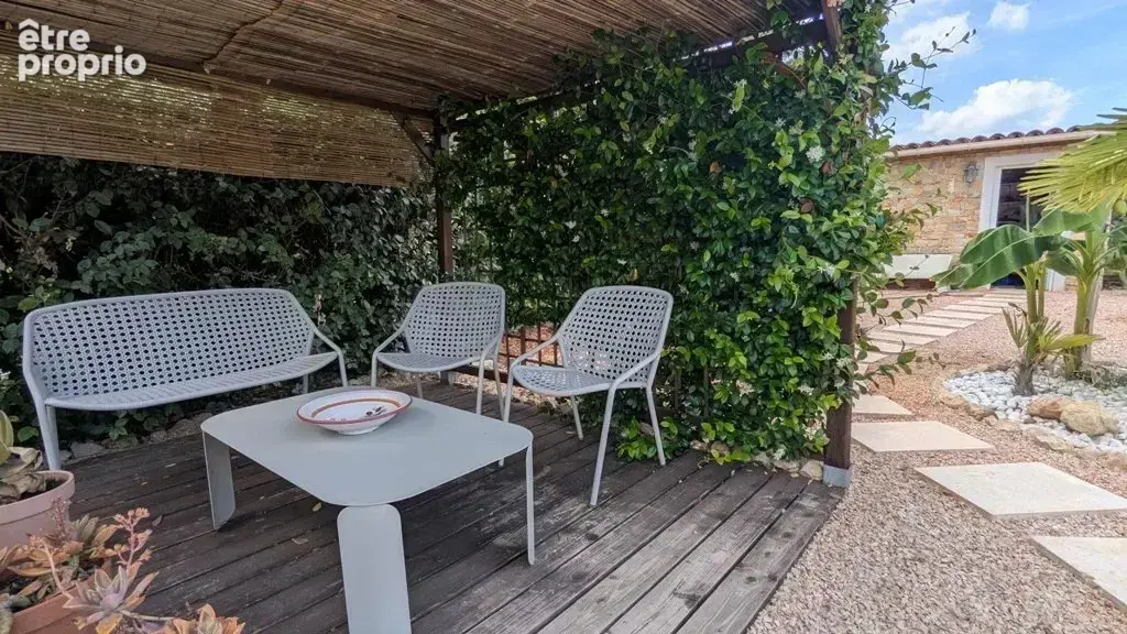 ENTRECASTEAUX villa plain-pied avec piscine - photo 6