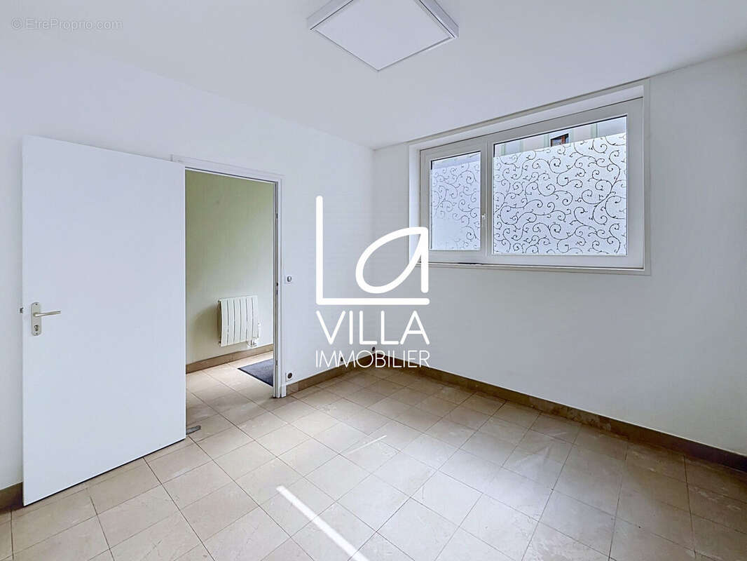 Commerce 38 m² à Wimereux  - photo 2