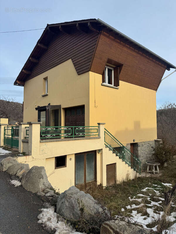 Maison à ANGOUSTRINE-VILLENEUVE-DES-ESCALDES