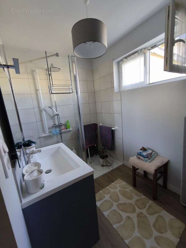 Maison à SAINT-JUNIEN