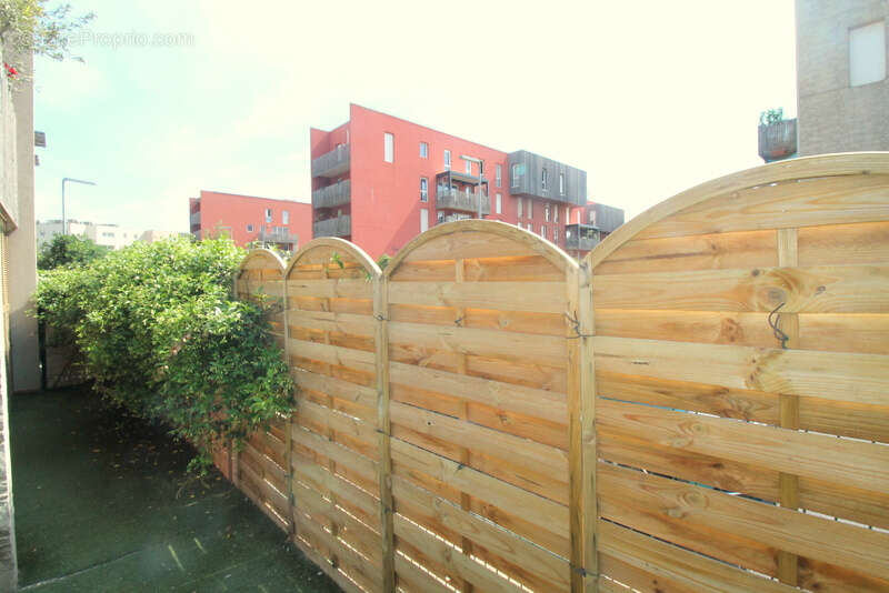Bel appartement T3 avec terrasse, jardin, place de stationnement à Balaruc-Les-Bains - photo 19