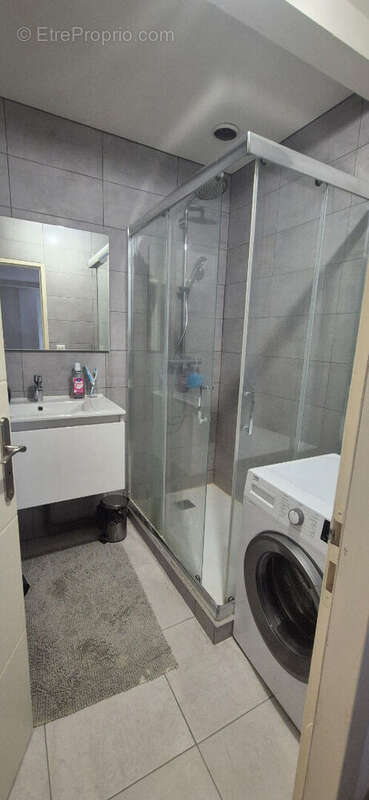 Appartement à LE PEAGE-DE-ROUSSILLON