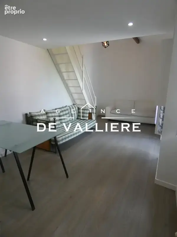 Studio 33 m² hypercentre Nanterre - photo 2