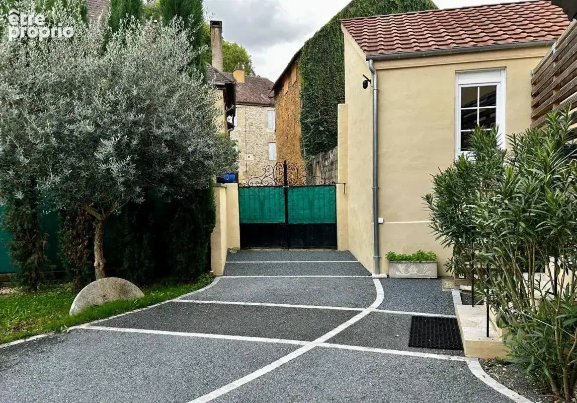 Belle maison avec piscine et chambres d'hôtes - photo 4