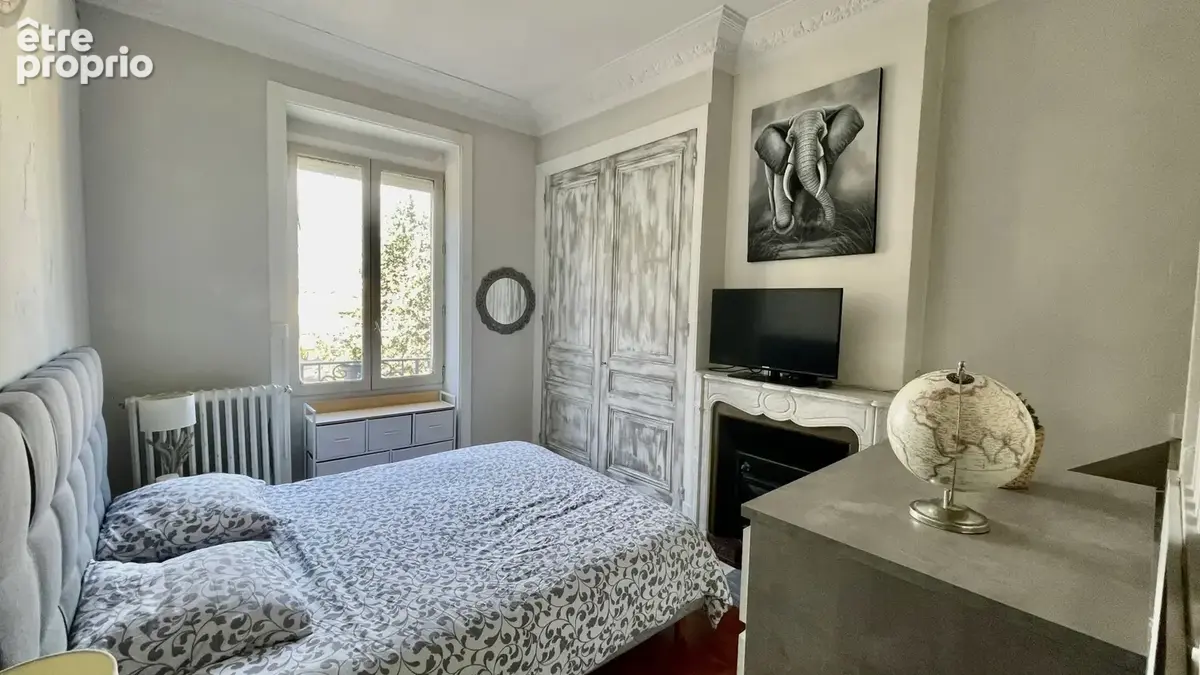 Superbe t3 traversant / 84 m2 + cave / visite virtuelle - photo 8