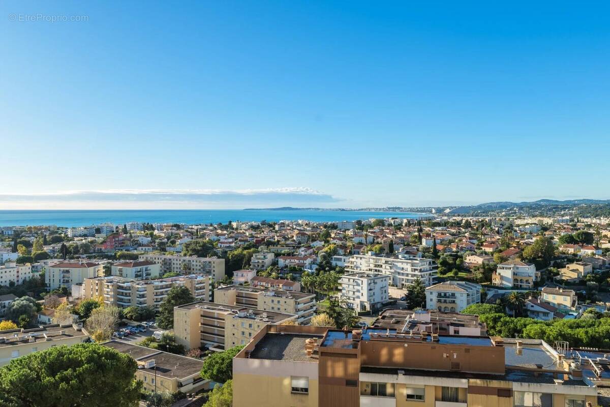 Appartement à CAGNES-SUR-MER