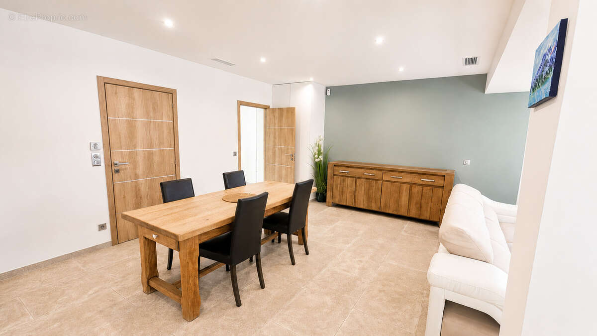 Appartement à VOLX
