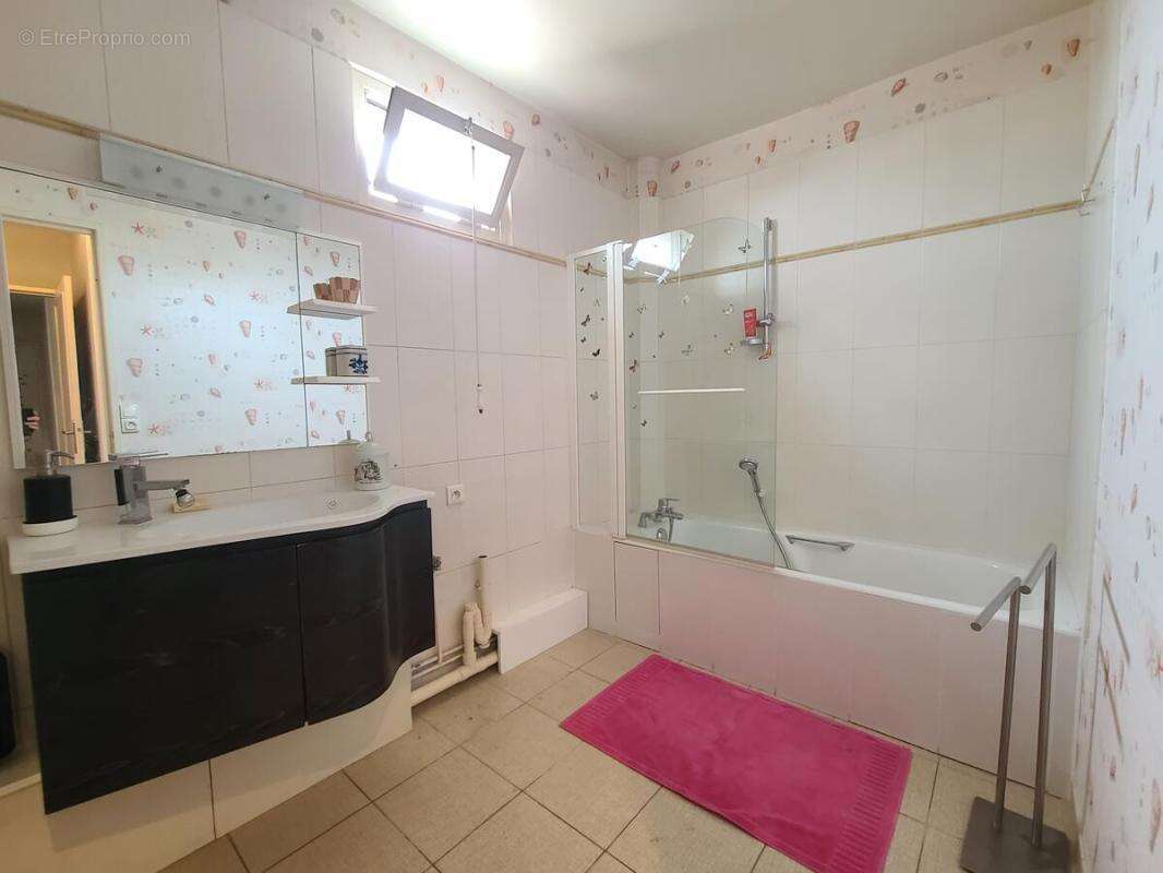Appartement à RUEIL-MALMAISON