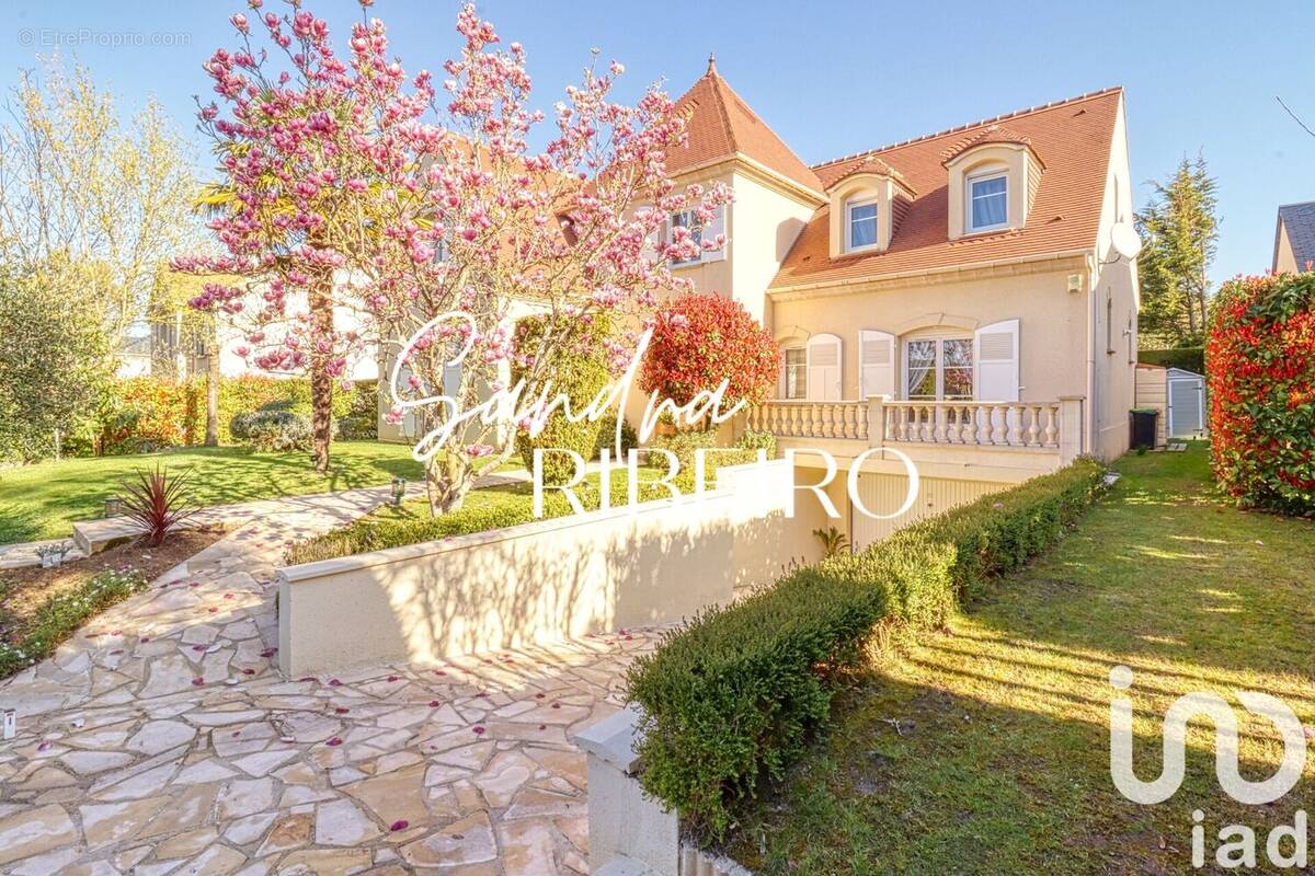 Photo 1 - Maison à SAINT-PRIX