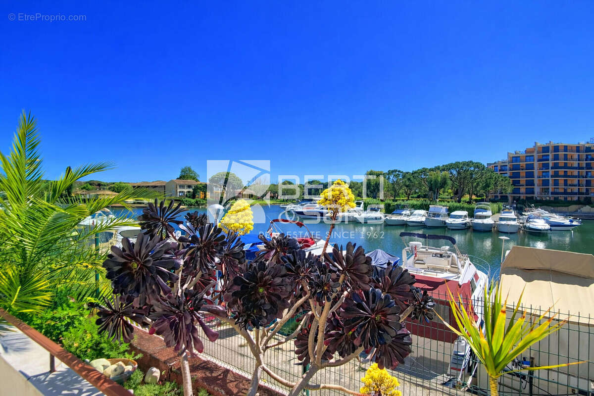 Appartement à MANDELIEU-LA-NAPOULE