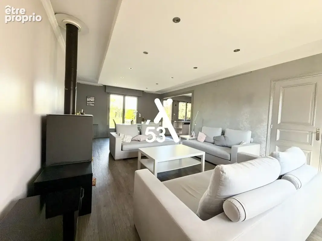 Maison 6 pièces 158 m² à vendre à Aire-Sur-La-Lys (62120) - photo 2