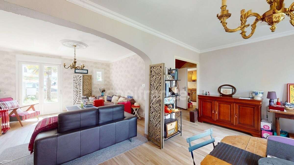Maison spacieuse 4 chambres dont une au rez-de-chaussée, sous sol et garage aux portes de Tréboul-Douarnenez(29) - photo 3
