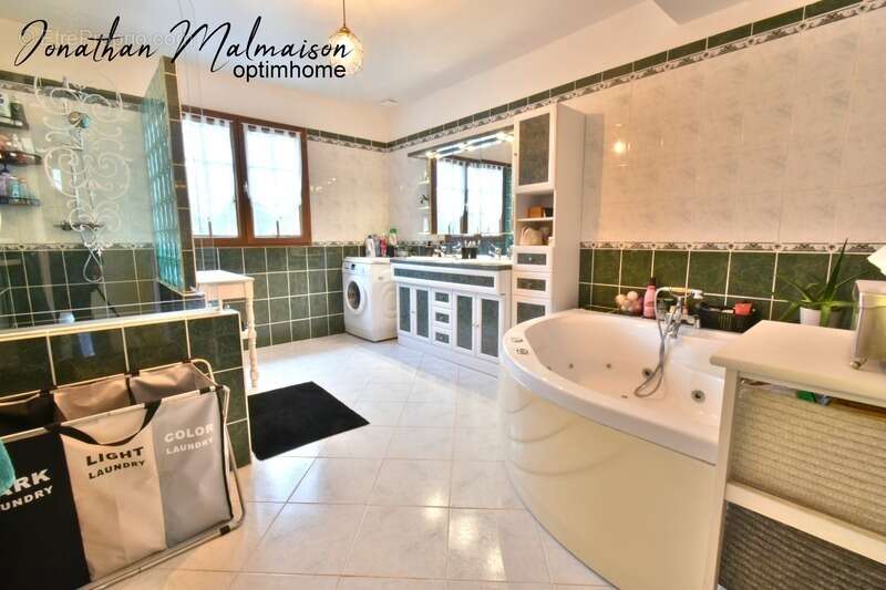 Maison à CONCHES-EN-OUCHE