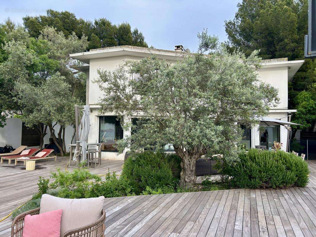Maison à MARSEILLE-12E