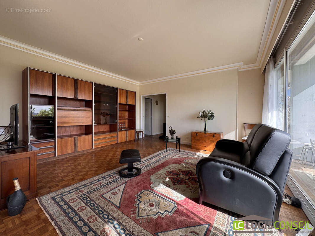 Appartement à CHATENAY-MALABRY