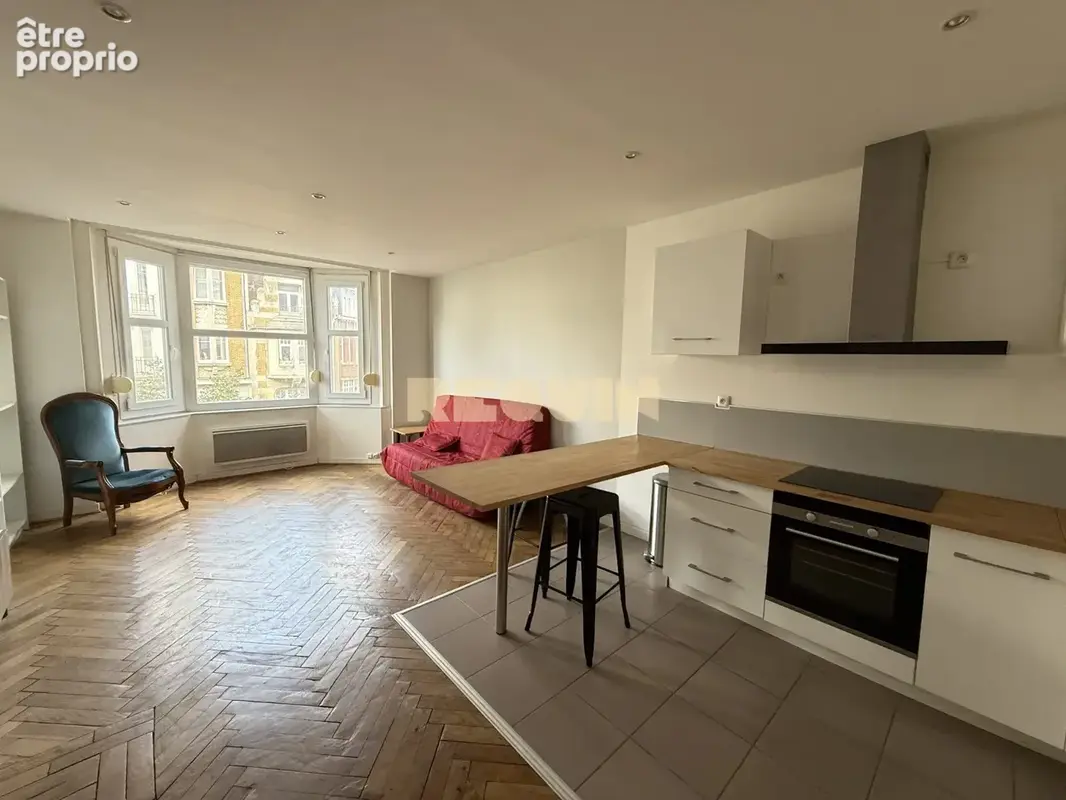 Appartement 2 pièces 45 m² à vendre à Lille (59000) - photo 2
