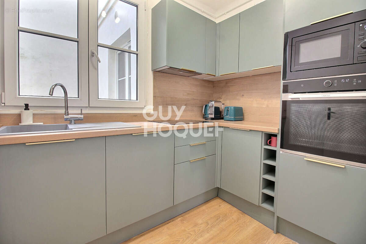 Appartement à PARIS-9E