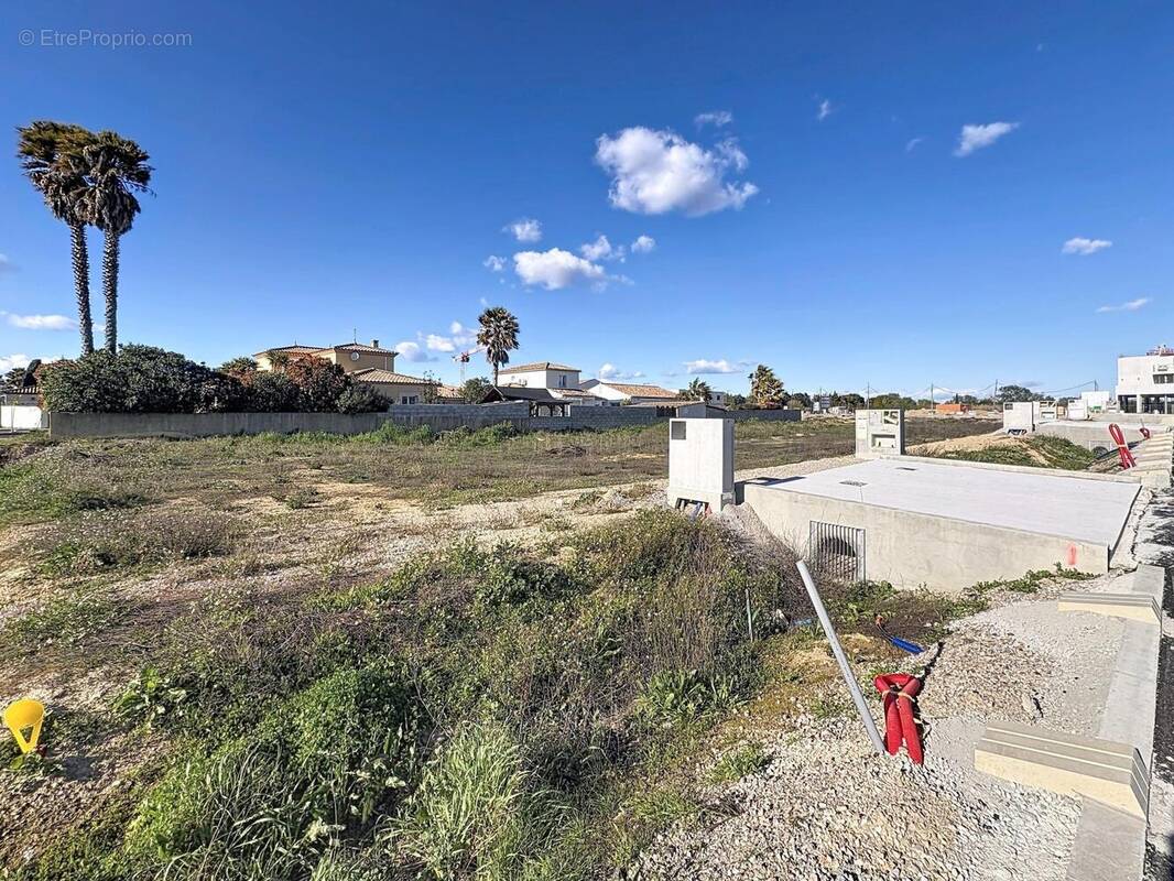 Photo 1 - Terrain à MAUGUIO