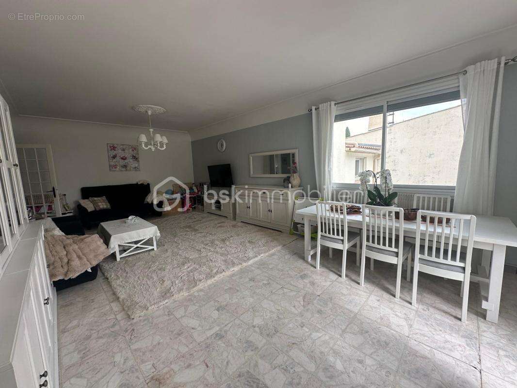 Appartement à NIMES