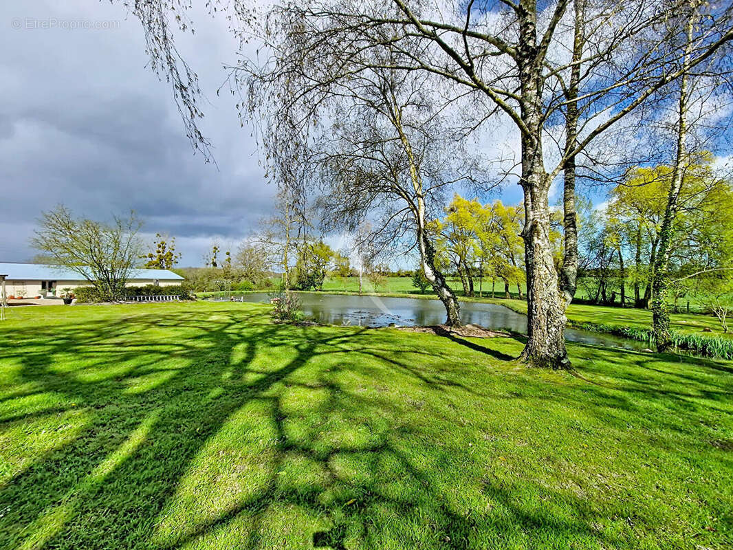 Maison à LA JAILLE-YVON
