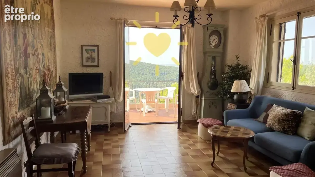 CLAVIERS : Jolie villa avec piscine et vue panoramique - photo 10